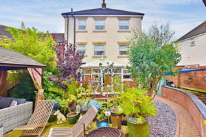 Photo 27- click for photo gallery